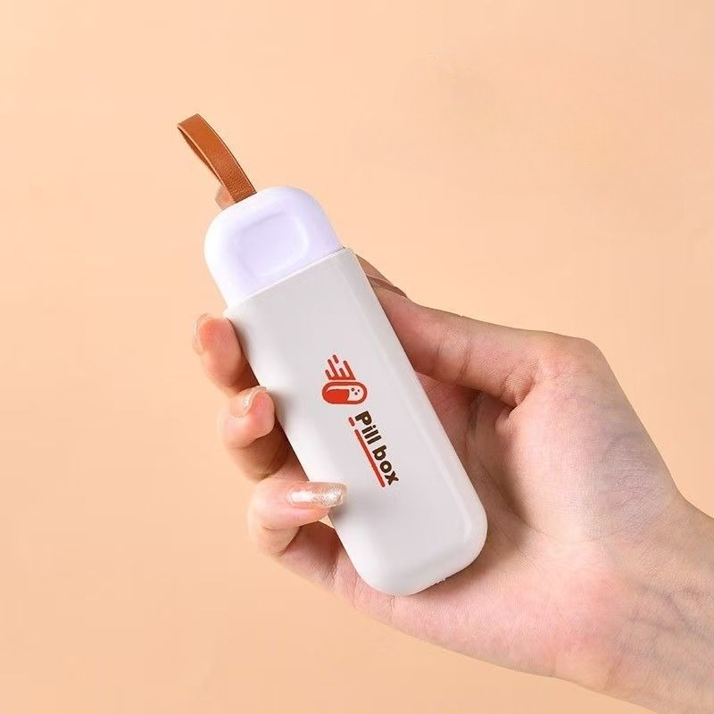 휴대용 다채로운 색상의 3칸 분리형 약 상자, 건강 관 - Health & Wellness Unlimited 리뷰 및 가격